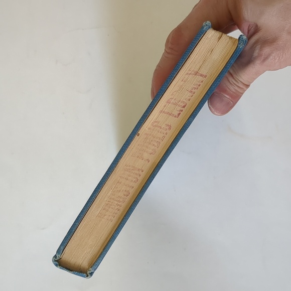 Betsy's Busy Summer - Carolyn Haywood - 1956 - Picture 9 of 13